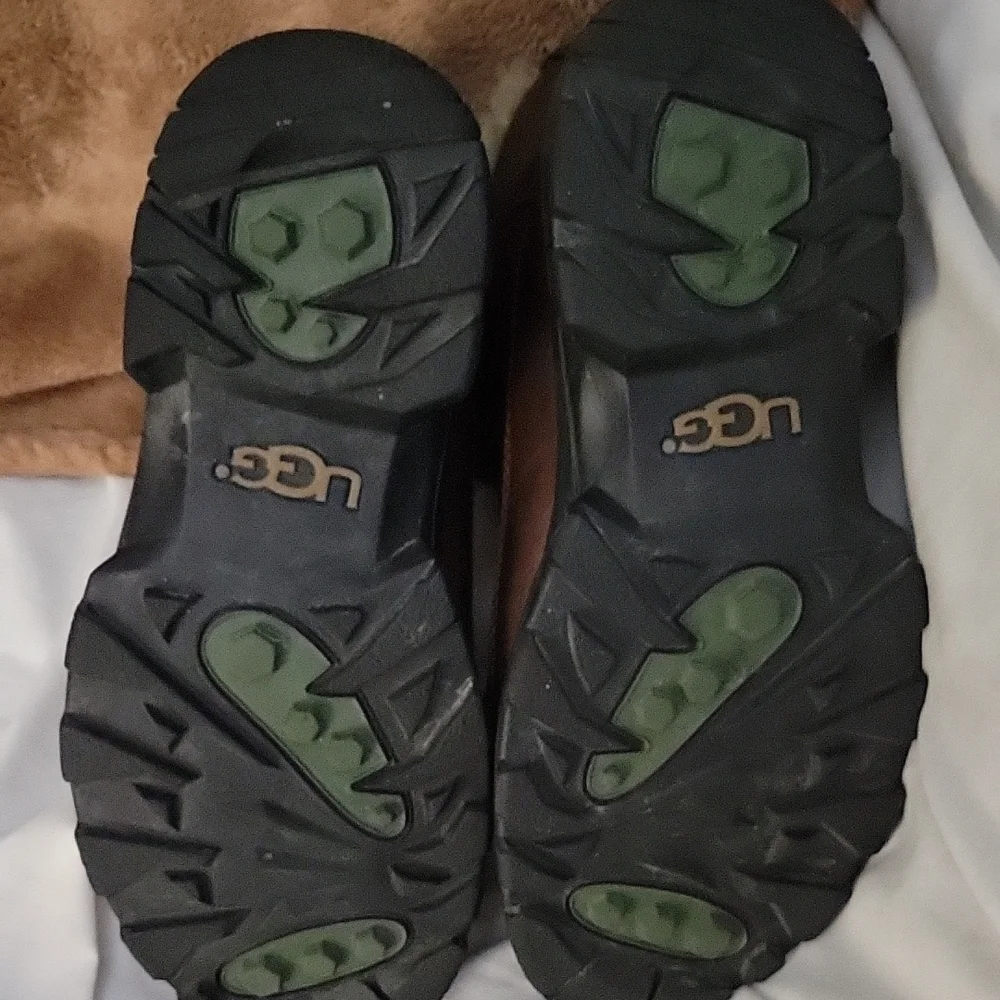 UGG Brown Shearling-Lined Boots - Picture 7 of 7